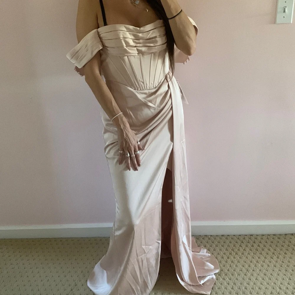 Azazie Kendall + Kylie English rose sheath off the shoulder stretch satin dress - Picture 2 of 9